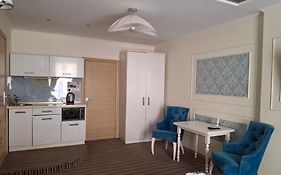 Mini Hotel On Poznyaky